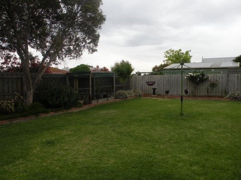 79 Mcclelland Ave, Lara VIC 3212