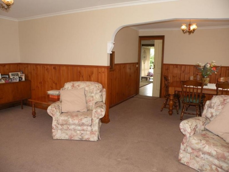 60 Bates Rd, Lara VIC 3212