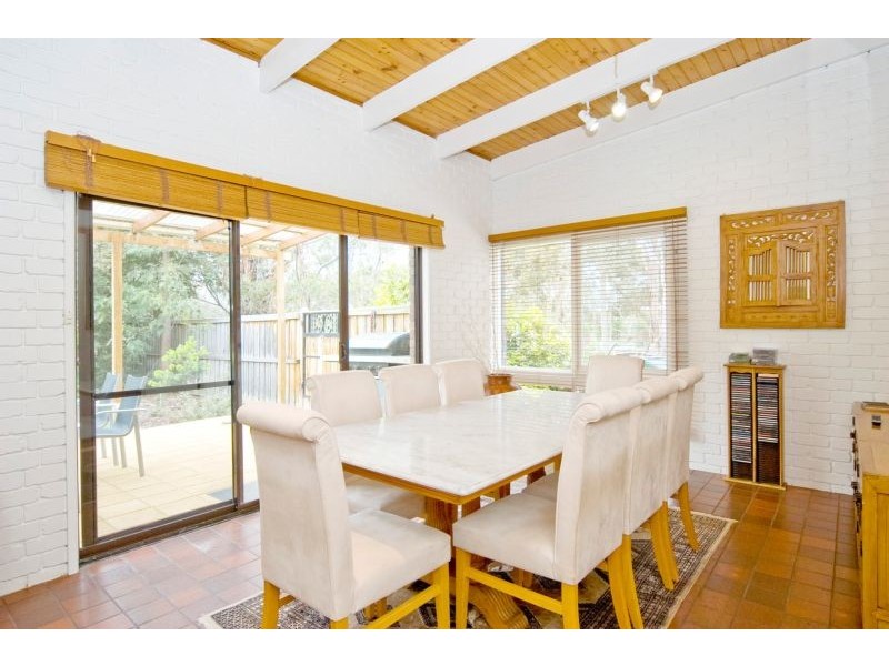 35 Manzeene Ave, Lara VIC 3212