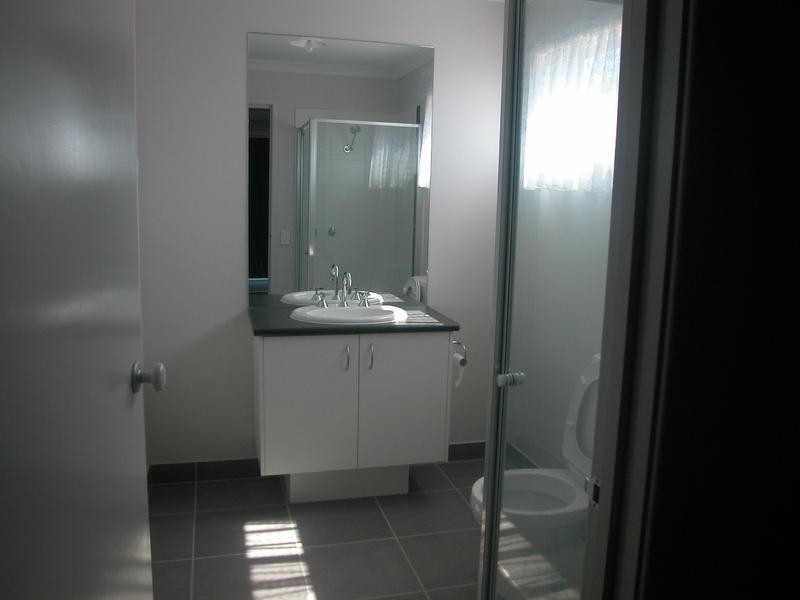 4 Black Duck Court, Lara VIC 3212