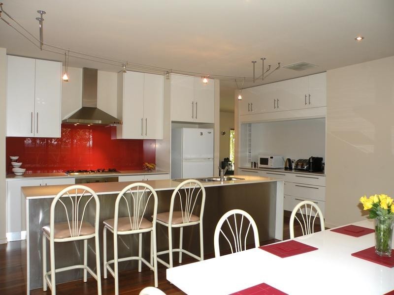 25 Lakeside Blvd, Lara VIC 3212