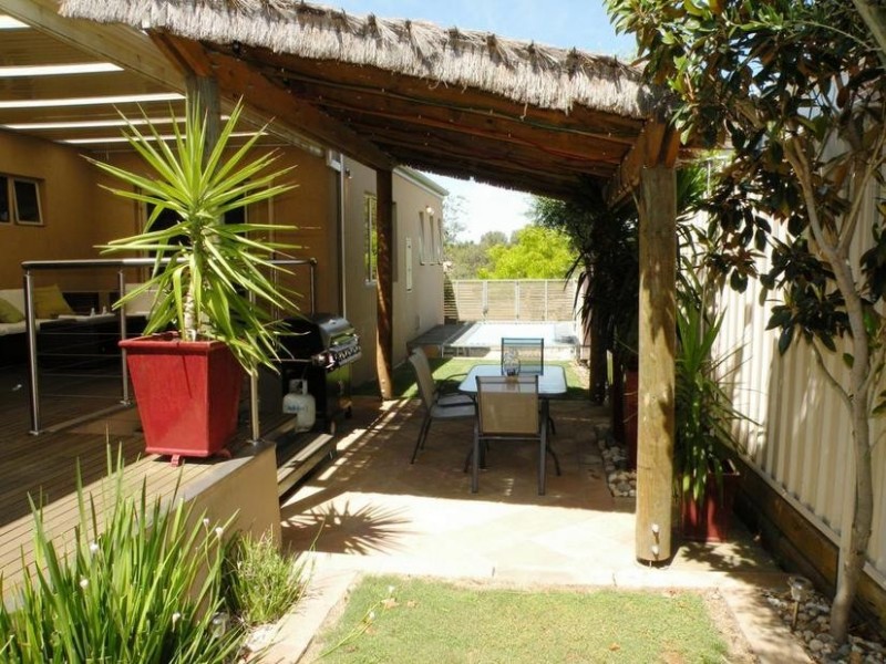 25 Lakeside Blvd, Lara VIC 3212