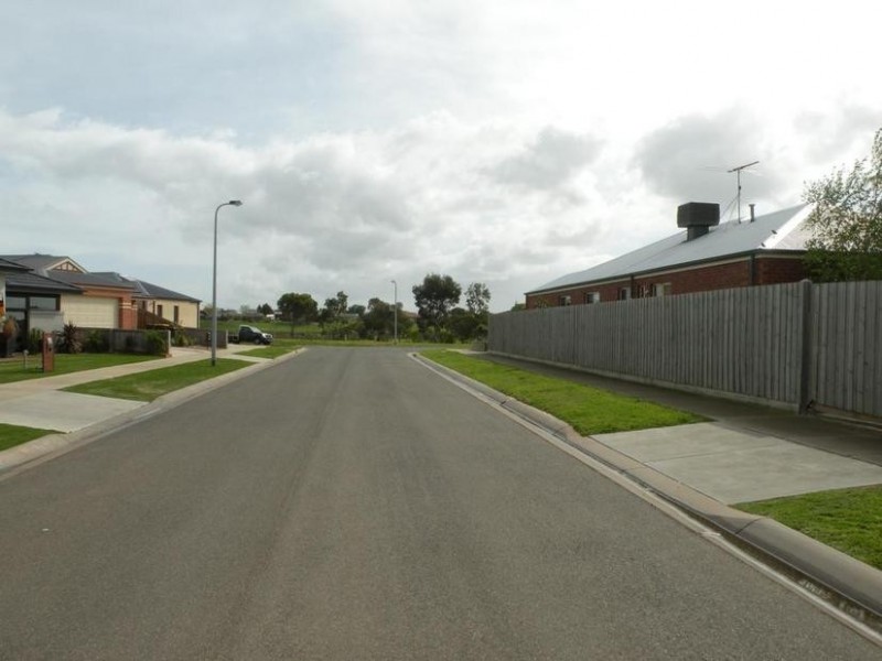 1 Merger Court, Lara VIC 3212