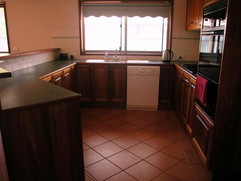 11 Therese Court, Lara VIC 3212