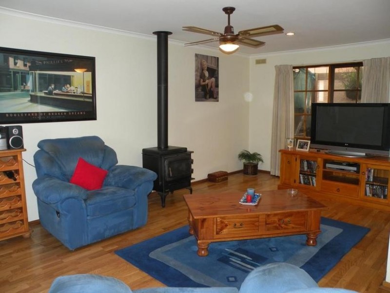 19 Brunel Close, Lara VIC 3212
