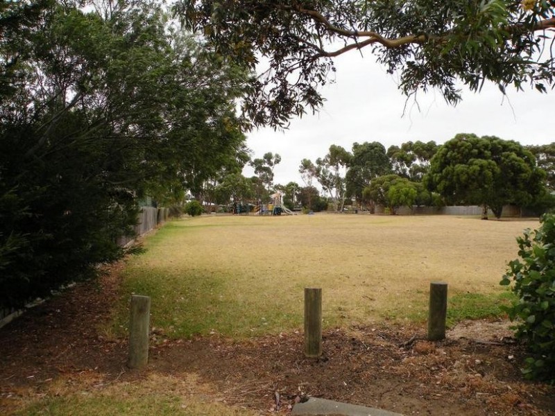 19 Brunel Close, Lara VIC 3212