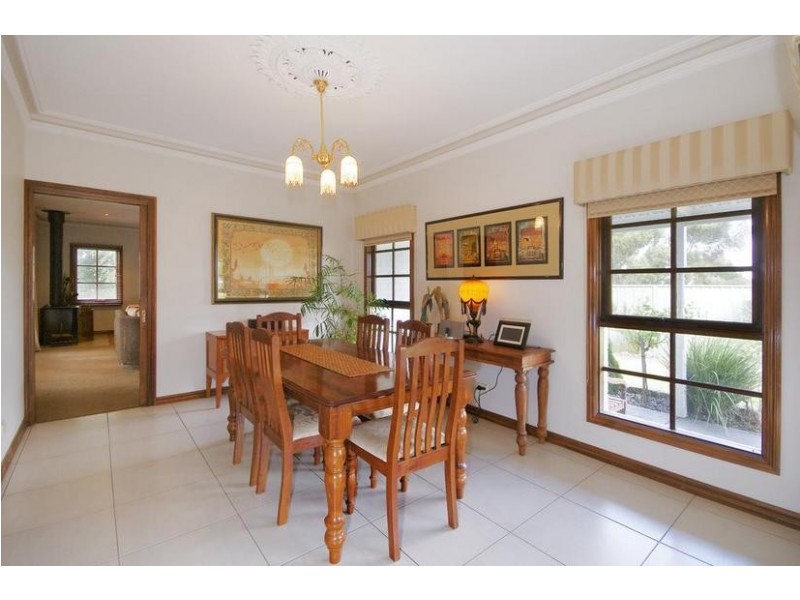 40 Clover Street, Lara VIC 3212