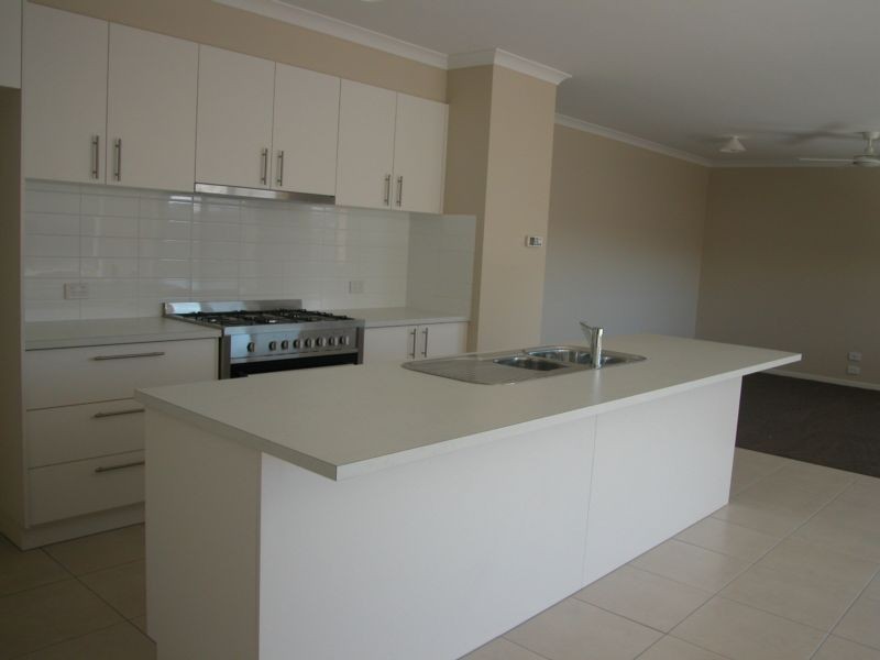 6 Musk Duck Court, Lara VIC 3212