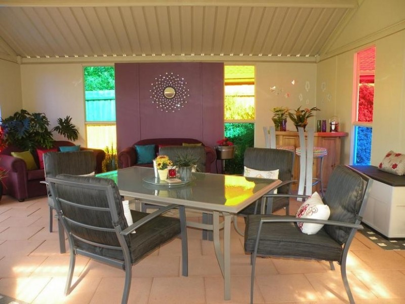 6 Rubena Crescent, Lara VIC 3212