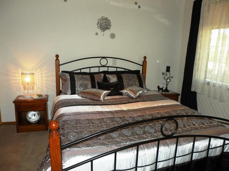 6 Rubena Crescent, Lara VIC 3212