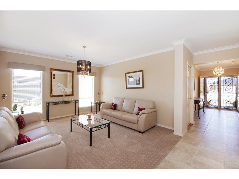 24 Melissa Drive, Lara VIC 3212