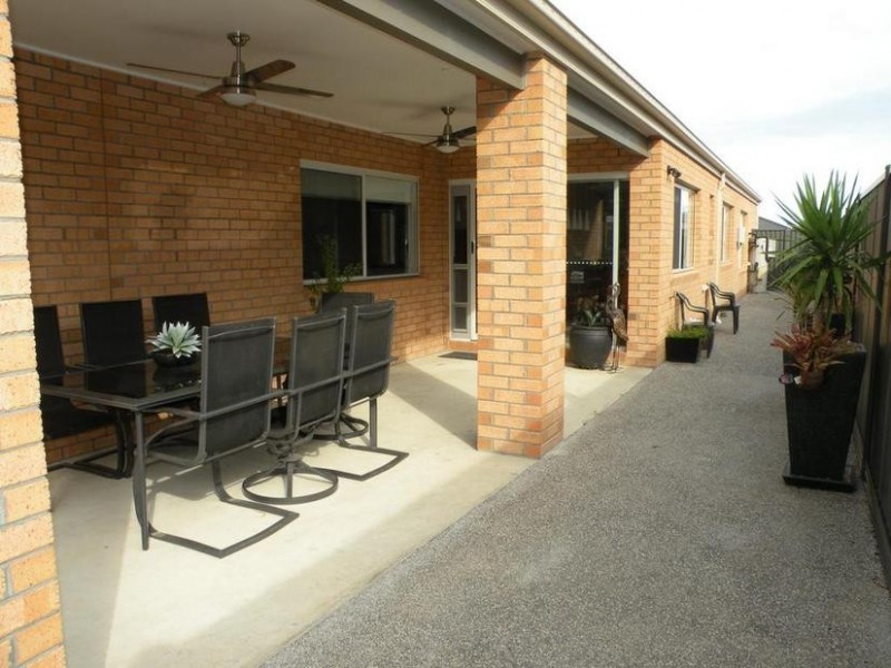 13 Mallard Court, Lara VIC 3212