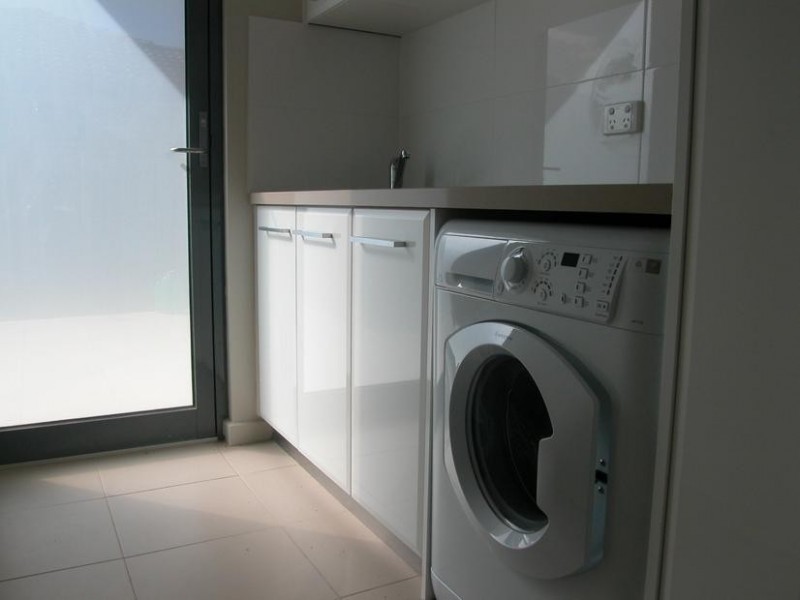 1/1 Swan Street, Lara VIC 3212