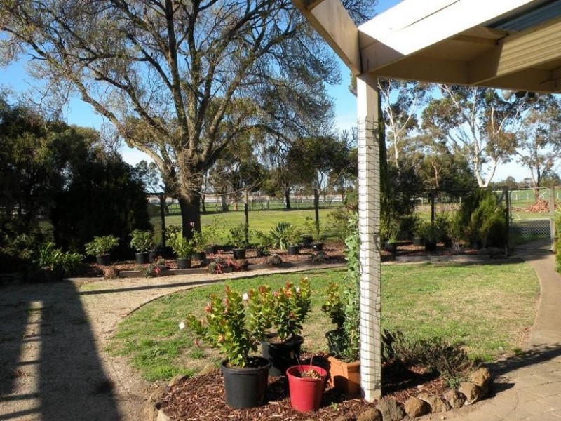 70 Narraburra Road, Little River VIC 3211