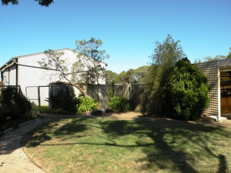 70 Narraburra Road, Little River VIC 3211