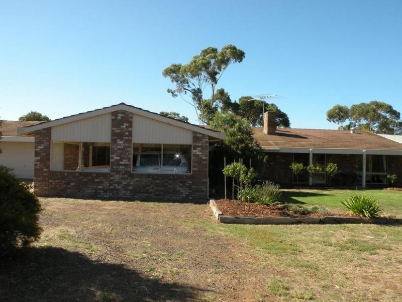 70 Narraburra Road, Little River VIC 3211