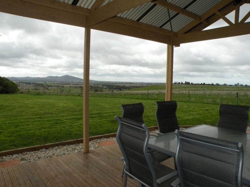 140 Staceys Road, Lara VIC 3212