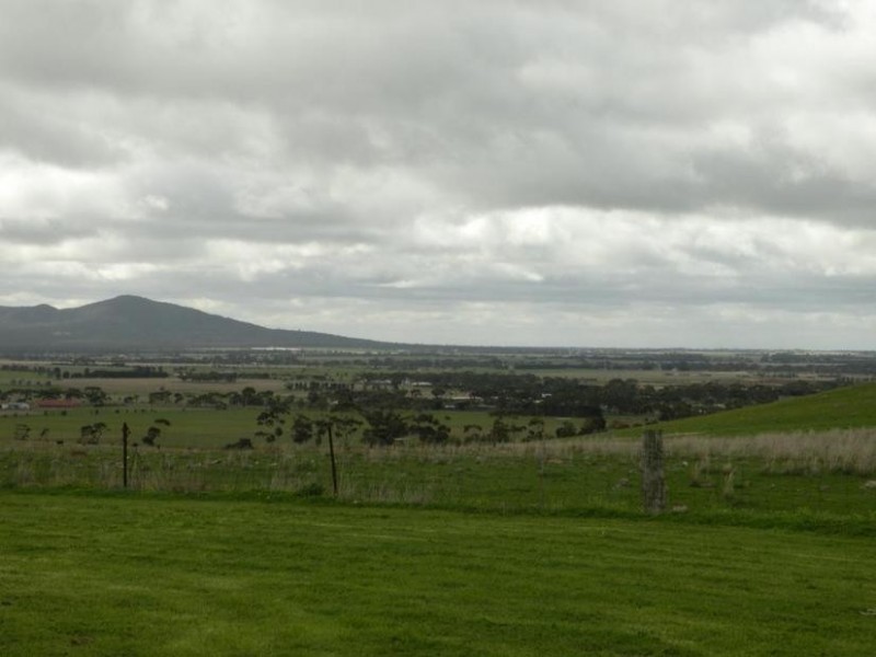 140 Staceys Road, Lara VIC 3212