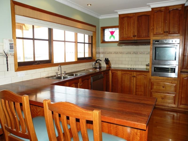 140 Staceys Road, Lara VIC 3212