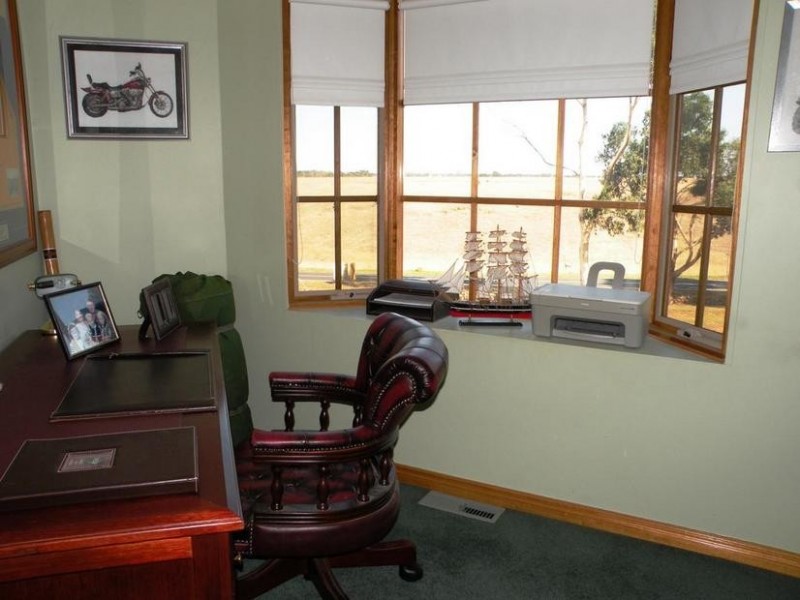 140 Staceys Road, Lara VIC 3212