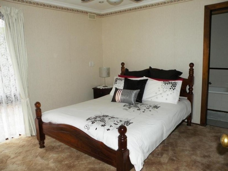 17 Boydell Crt, Lara VIC 3212