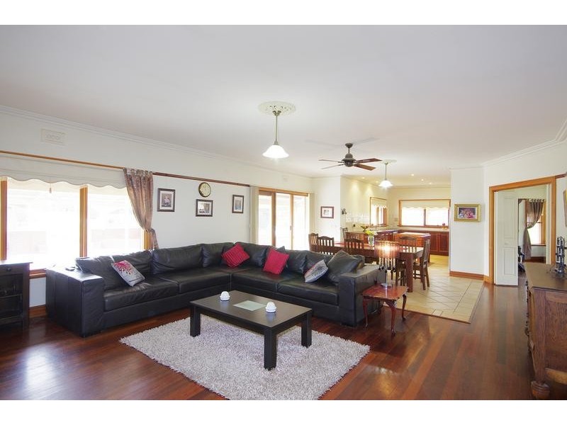 60 Mannagum Place, Anakie VIC 3221