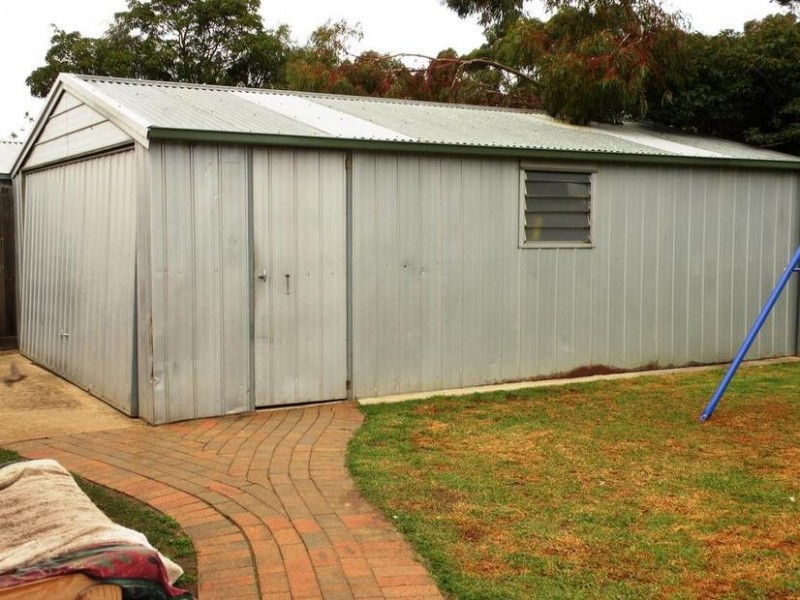 18 Kyema Drive, Lara VIC 3212