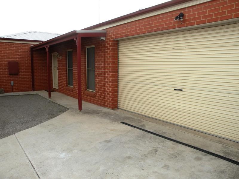2/69 Malinda Crescent, Bell Park VIC 3215