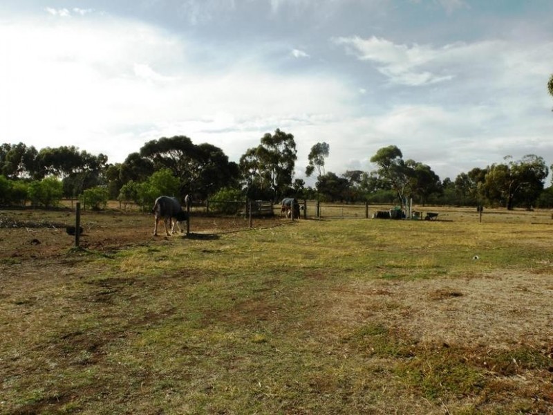 155 Mill Road, Lara VIC 3212