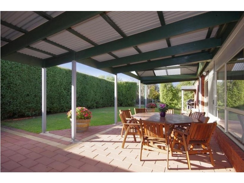 15 Duncan Drive, Lara VIC 3212