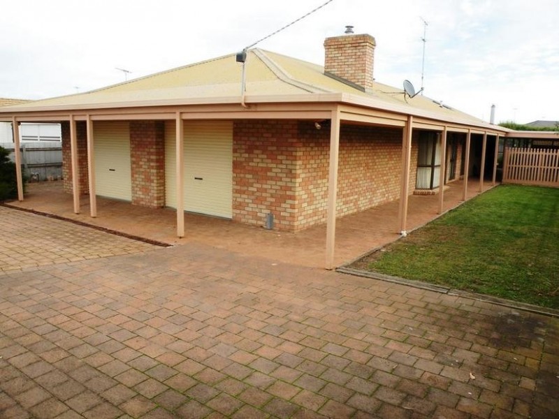 30 Rennie Street, Lara VIC 3212