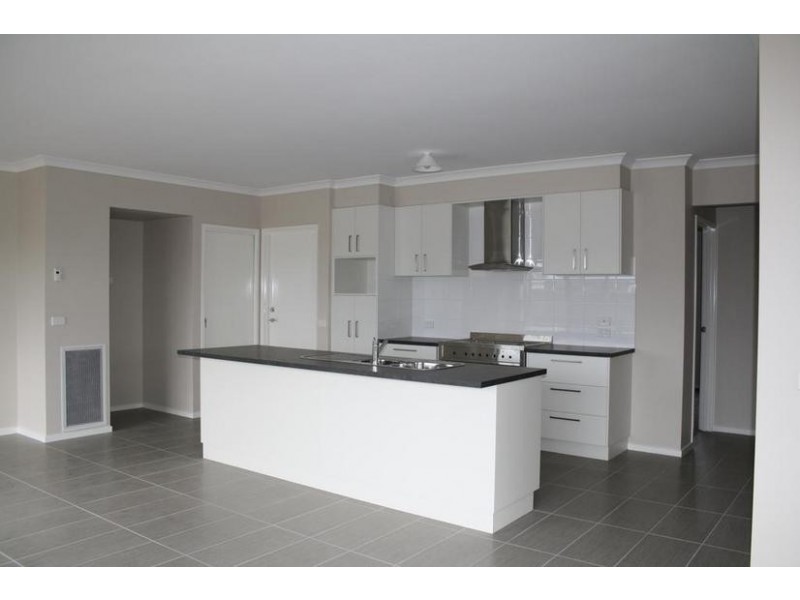 36 Kingfisher Court, Lara VIC 3212