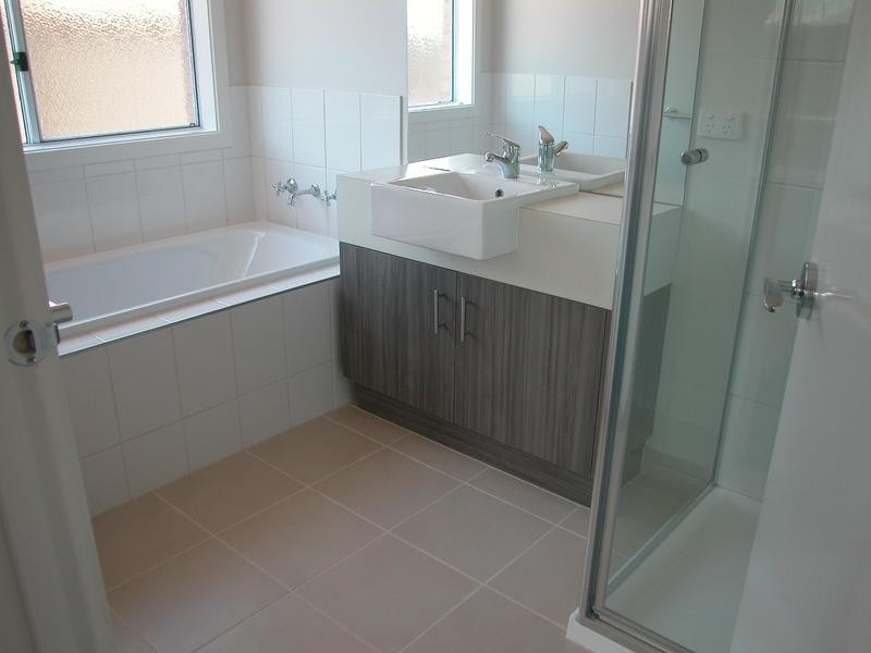 100 O’ Hallorans Lane, Lara VIC 3212