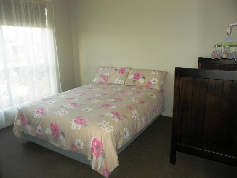 12 Nankeen Avenue, Lara VIC 3212