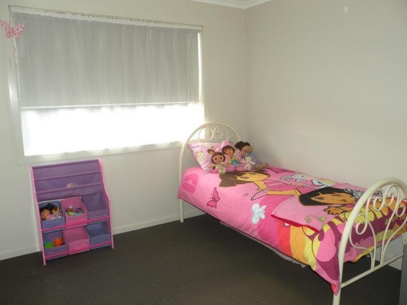 12 Nankeen Avenue, Lara VIC 3212