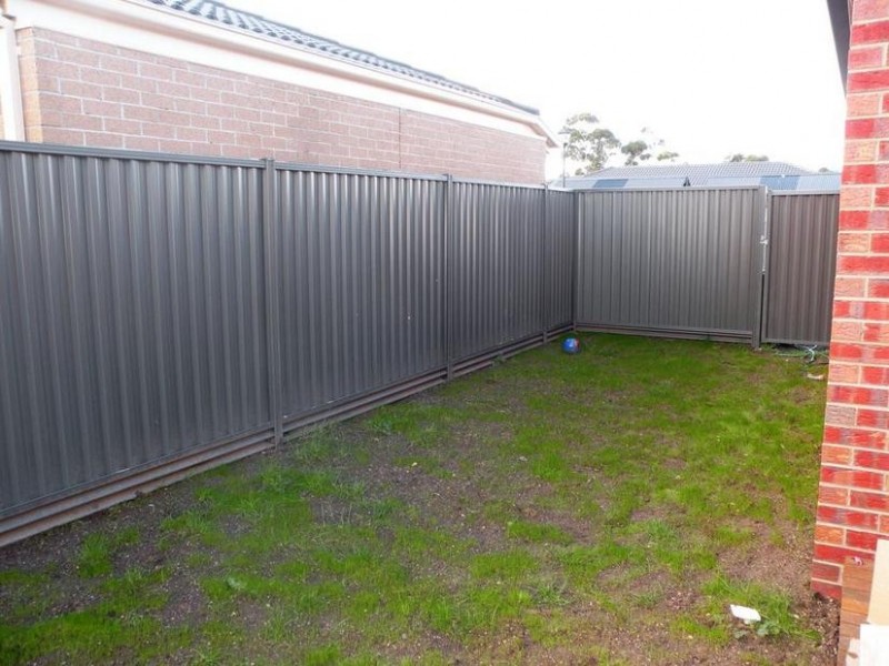 12 Nankeen Avenue, Lara VIC 3212