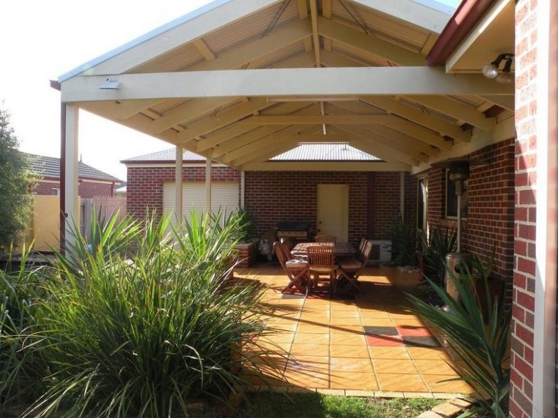 10 Cypress Court, Lara VIC 3212