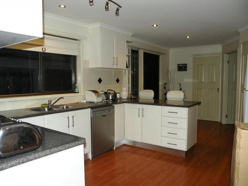 47 McClelland Ave, Lara VIC 3212