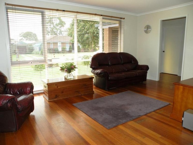 16 Sheeran Crescent, Lara VIC 3212