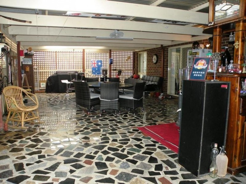 10 Bracknell Crt, Lara VIC 3212