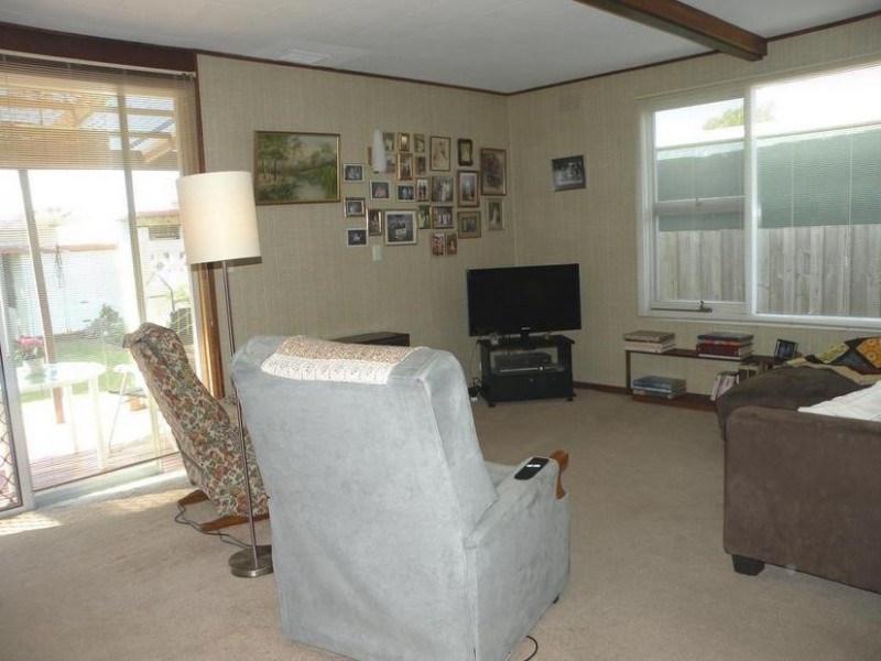 12 Newell St, Lara VIC 3212