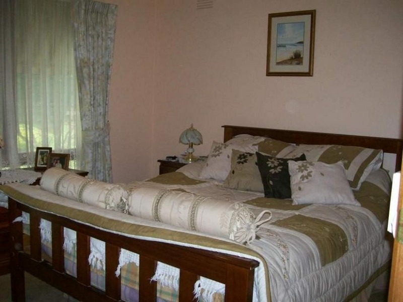 290 Cherry Swamp Rd, Little River VIC 3211