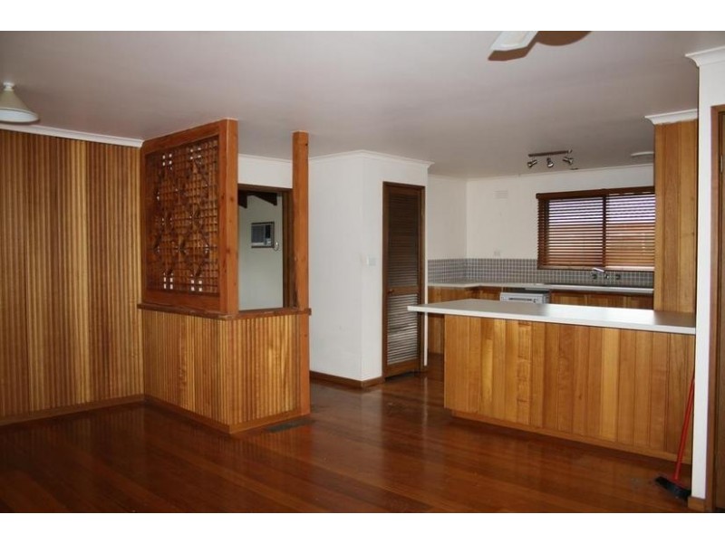 26 Smeaton Close, Lara VIC 3212