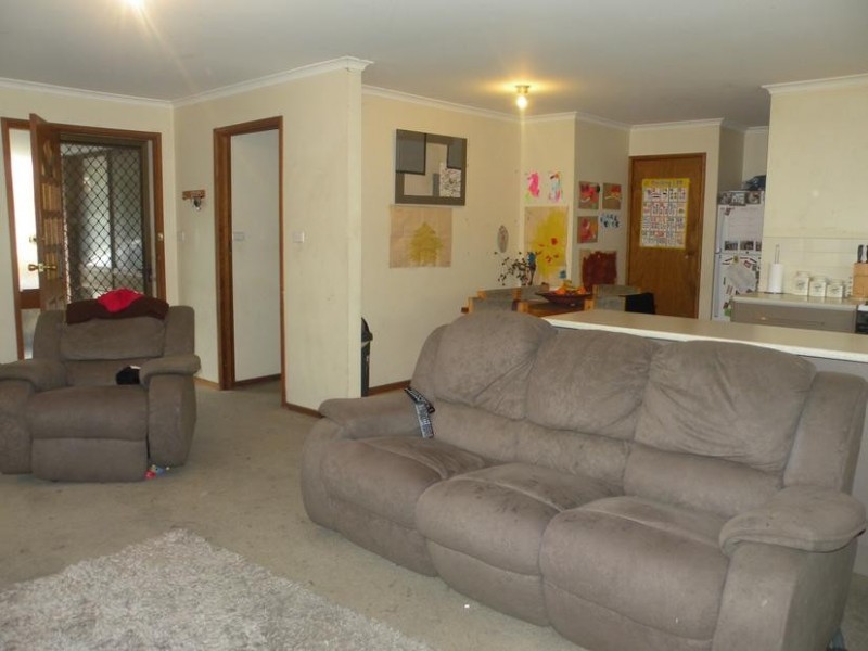 10/14 Brunel Close, Lara VIC 3212