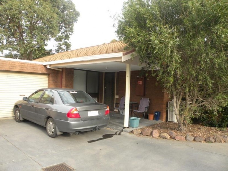 10/14 Brunel Close, Lara VIC 3212