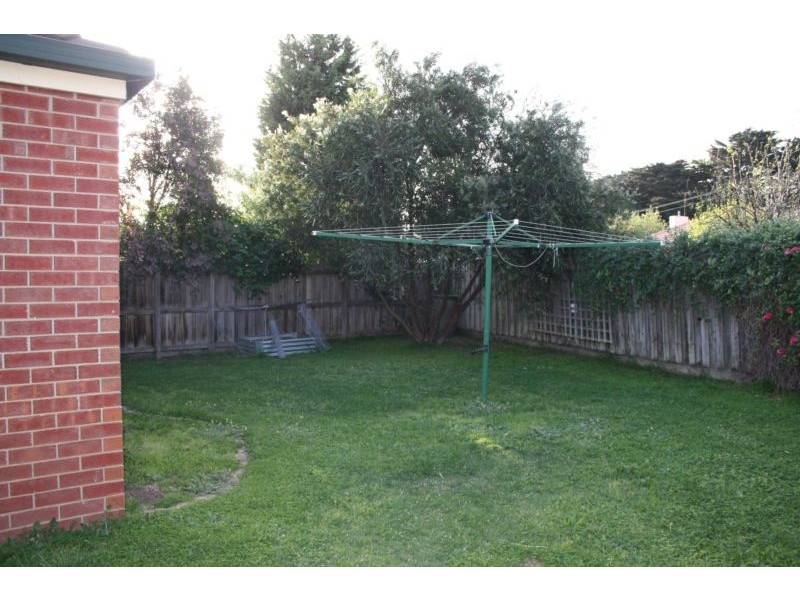 17 Gillean Place, Lara VIC 3212
