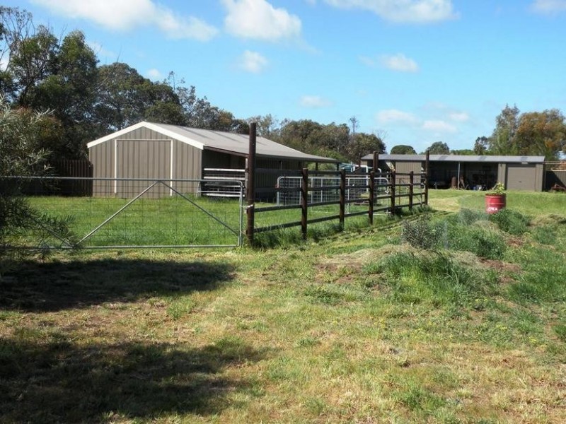 40 Alison Drive, Lara VIC 3212