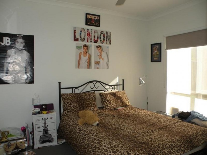 15 Bluebill Crt, Lara VIC 3212