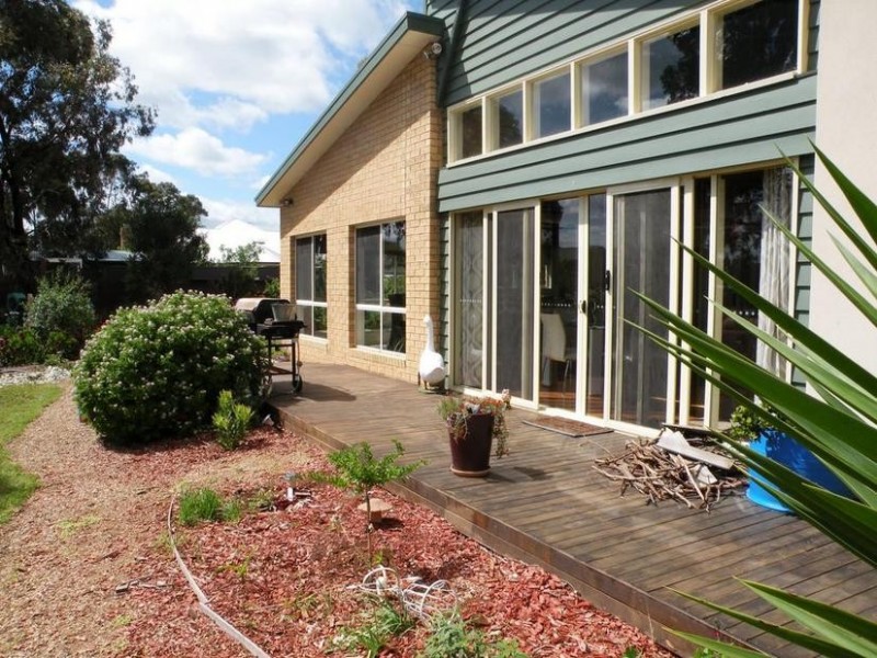 40 Buckingham Street, Lara VIC 3212