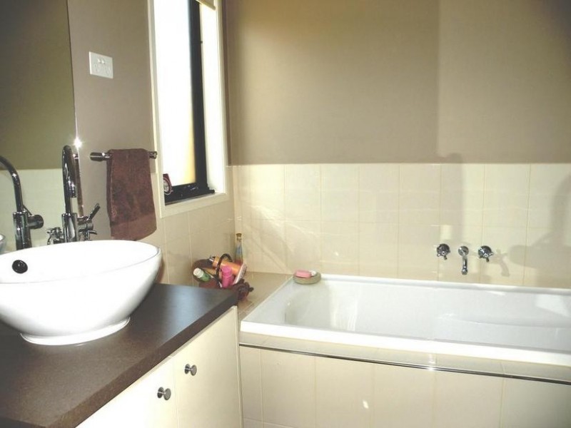 51 Grand Lakes Way, Lara VIC 3212